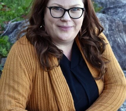 Erin (Duffley) DeLong announces bid for Woodstock Ward 4 council seat