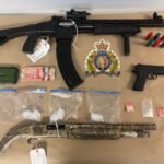 Police officer injured during arrest of 22-year-old