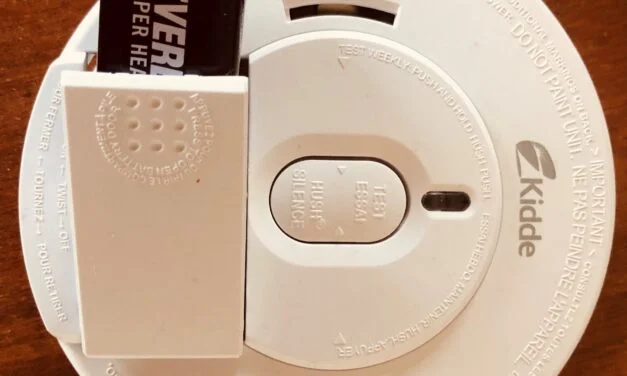 Move clocks back and change smoke alarm batteries on Sunday