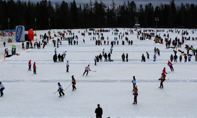 Warm winter cancels 2024 World Pond Hockey Championship