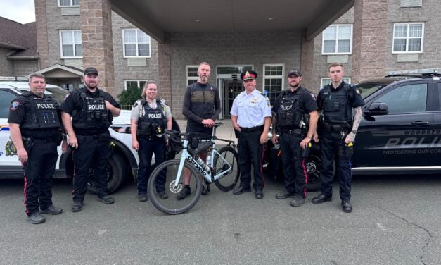 Woodstock police officers welcome Vancouver colleague on remarkable cross-country trek