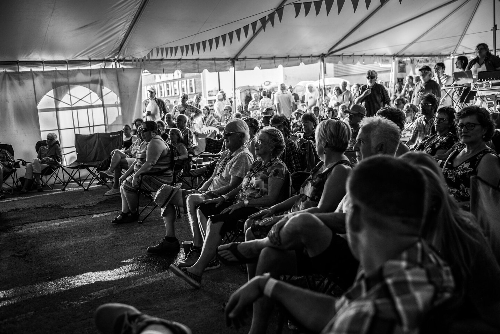 Dooryard Arts Festival draws big crowds to Woodstock’s downtown each year. (File photo, 2025)