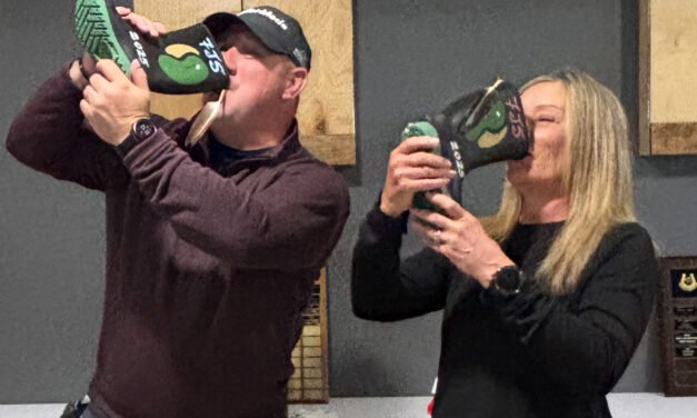 Andrew Bird, Wendy Giberson win Rubber Boot titles