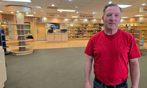 Border traffic freefall jeopardizes Woodstock Duty Free Shop