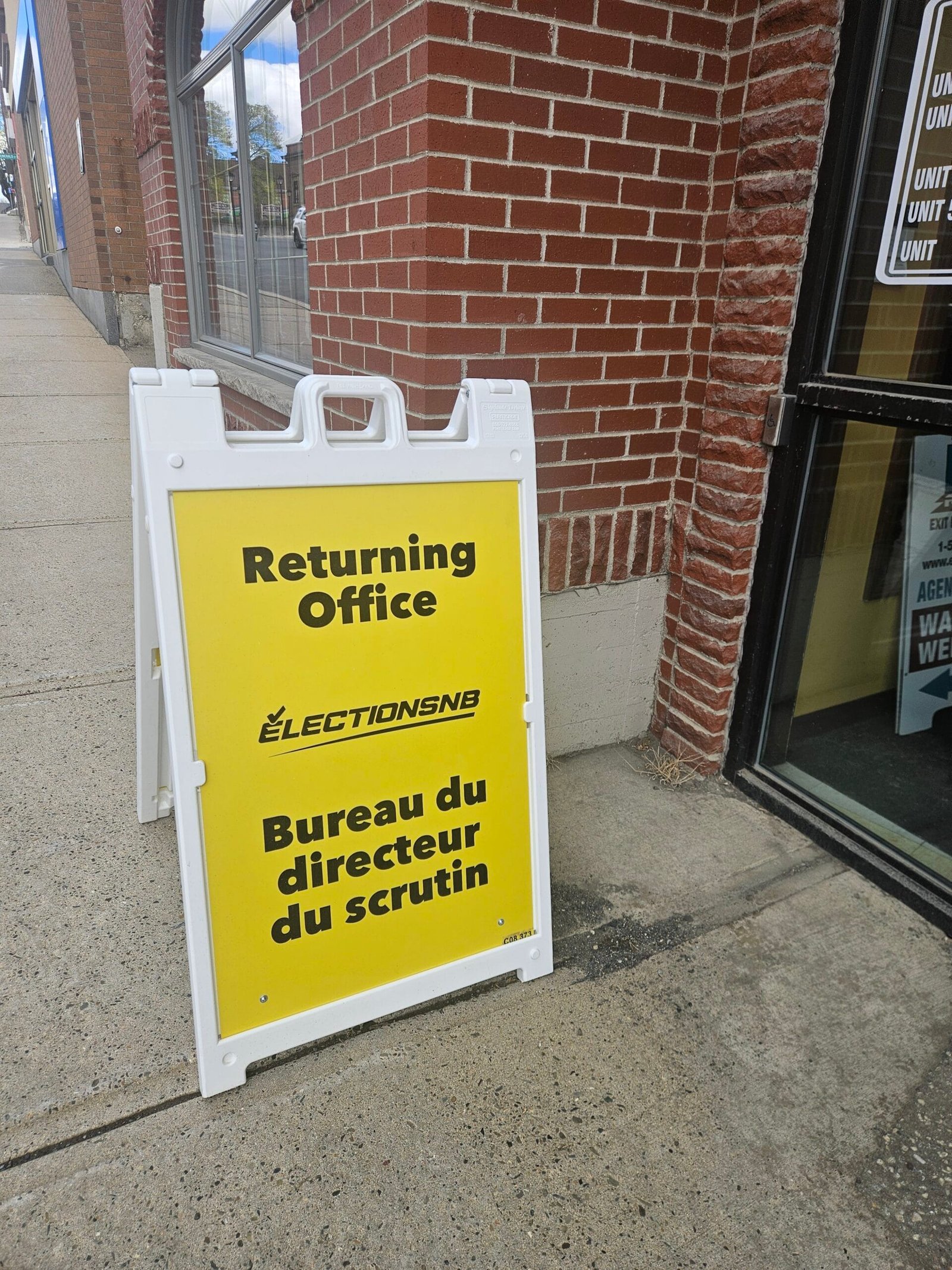 Elections NB is reporting brisk business at polling stations across the province. Official says candidate Facebook posts don’t violate election laws. (Connor Barry photo)
