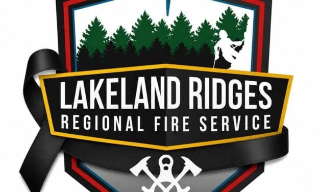 UPDATE – One Lakeland Ridges fire still out of control
