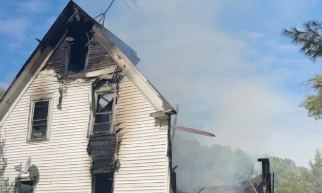 Community rallies around neighbour after fire destroys Clearview home