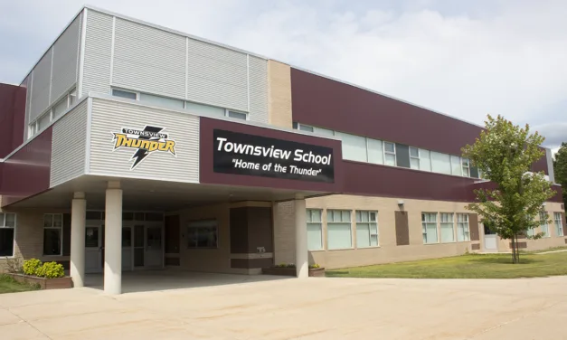 Police to monitor Townsview after Woodstock school receives Snapchat threat